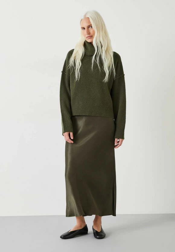 Meryll Crop Wool Blend Roll Neck Jumper 4 Meryll Crop Wool Blend Roll Neck Jumper - Image 2