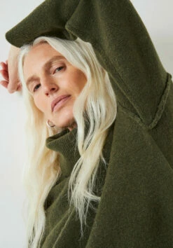 Meryll Crop Wool Blend Roll Neck Jumper 23 Meryll Crop Wool Blend Roll Neck Jumper -TrendyLuxe Store 007039 2016 04