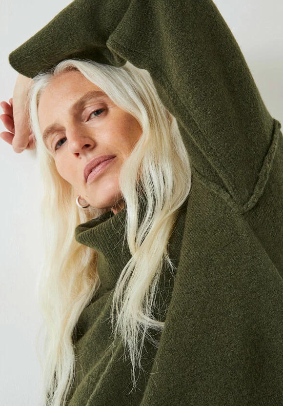 Meryll Crop Wool Blend Roll Neck Jumper 6 Meryll Crop Wool Blend Roll Neck Jumper - Image 4