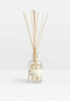 Hush Candle 250g - Leather & Amber -TrendyLuxe Store 007369 0002 07 5