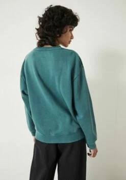 Contrast Stitch Sweatshirt -TrendyLuxe Store 009082 3381 03