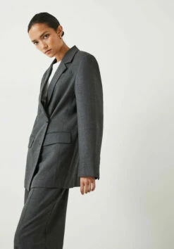 Carla Tailored Wool Blend Blazer 20 Carla Tailored Wool Blend Blazer -TrendyLuxe Store 009249 2806 02