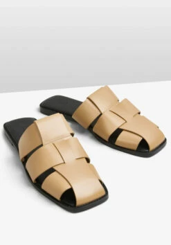 Penelope Leather Cage Mule Flats -TrendyLuxe Store 009413 2794 03