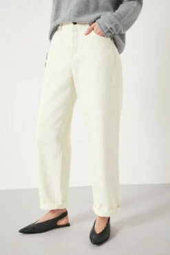 Relaxed Boyfriend Jeans 24 Relaxed Boyfriend Jeans -TrendyLuxe Store 009444 0217 02