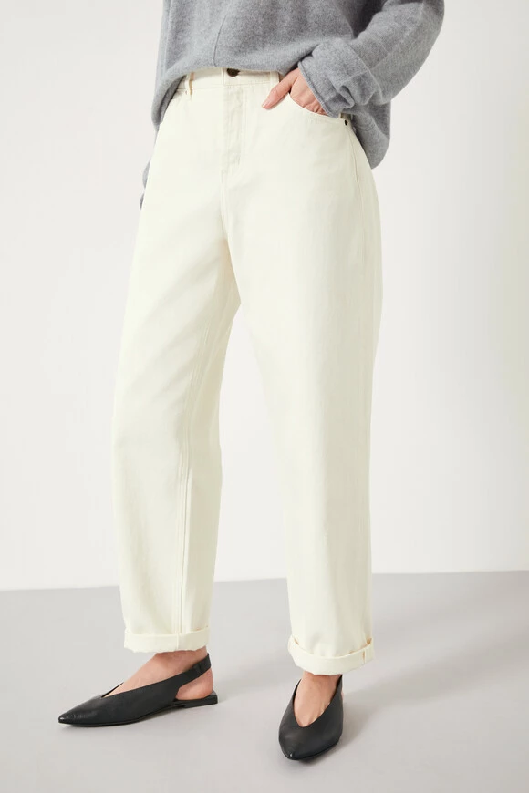 Relaxed Boyfriend Jeans 5 Relaxed Boyfriend Jeans - Image 3