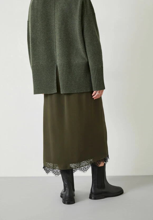 Jordana Lace Maxi Skirt 5 Jordana Lace Maxi Skirt - Image 3