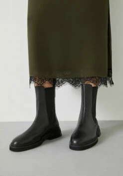 Jordana Lace Maxi Skirt 14 Jordana Lace Maxi Skirt -TrendyLuxe Store 009478 2016 04