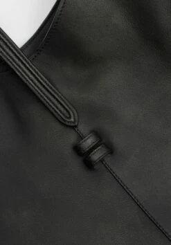 Isla Leather Scoop Tote Bag 16 Isla Leather Scoop Tote Bag -TrendyLuxe Store 009573 0456 03