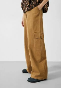 Jess Wide Leg Cargo Trousers -TrendyLuxe Store 009651 0049 04