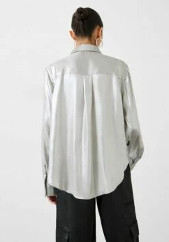 Natasha Metallic Shirt -TrendyLuxe Store 009696 4451 03