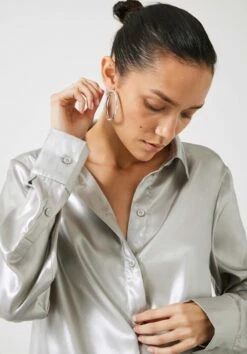 Natasha Metallic Shirt -TrendyLuxe Store 009696 4451 04