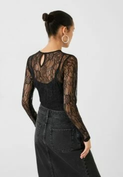 Devlin Lace Long Sleeve Top -TrendyLuxe Store 009701 0456 03