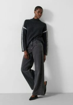 Celine Contrast Stitch Wool Blend Jumper -TrendyLuxe Store 009717 2806 02