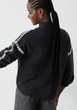 Celine Contrast Stitch Wool Blend Jumper -TrendyLuxe Store 009717 2806 03