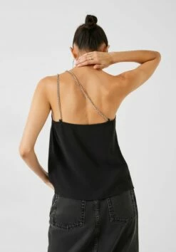 Lexie Chain Detail Top -TrendyLuxe Store 009735 0456 03