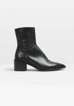 Finch Leather Boots 23 Finch Leather Boots -TrendyLuxe Store 009865 2762 07 1