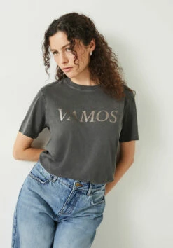 Vamos Crew Neck T-Shirt
