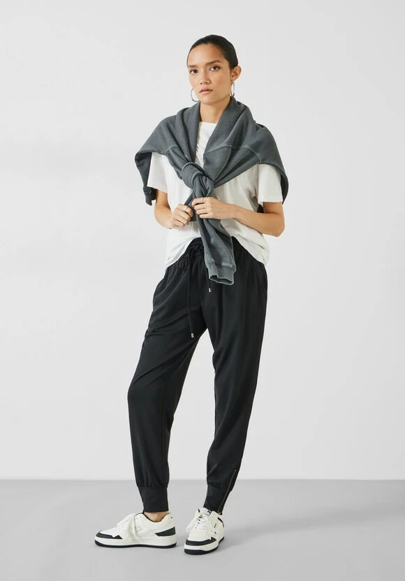 Amie Joggers 3 Amie Joggers